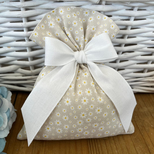 Sacchetto portaconfetti margherite beige mod. grande collezione Baby