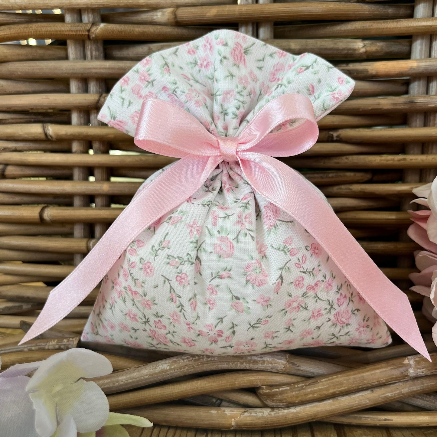 Sacchetto portaconfetti little flowers rosa mod. medio collezione Baby