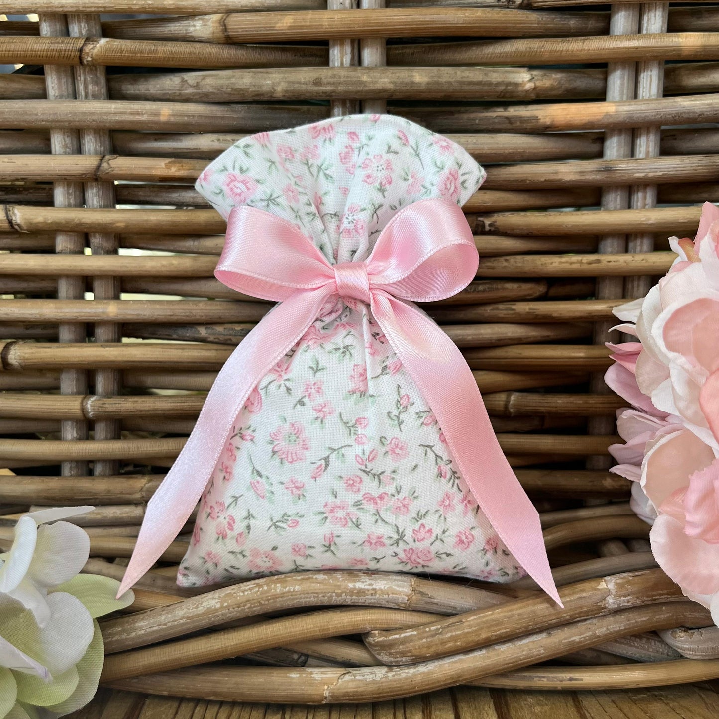 Sacchetto portaconfetti little fowers rosa mod. piccolo collezione Baby