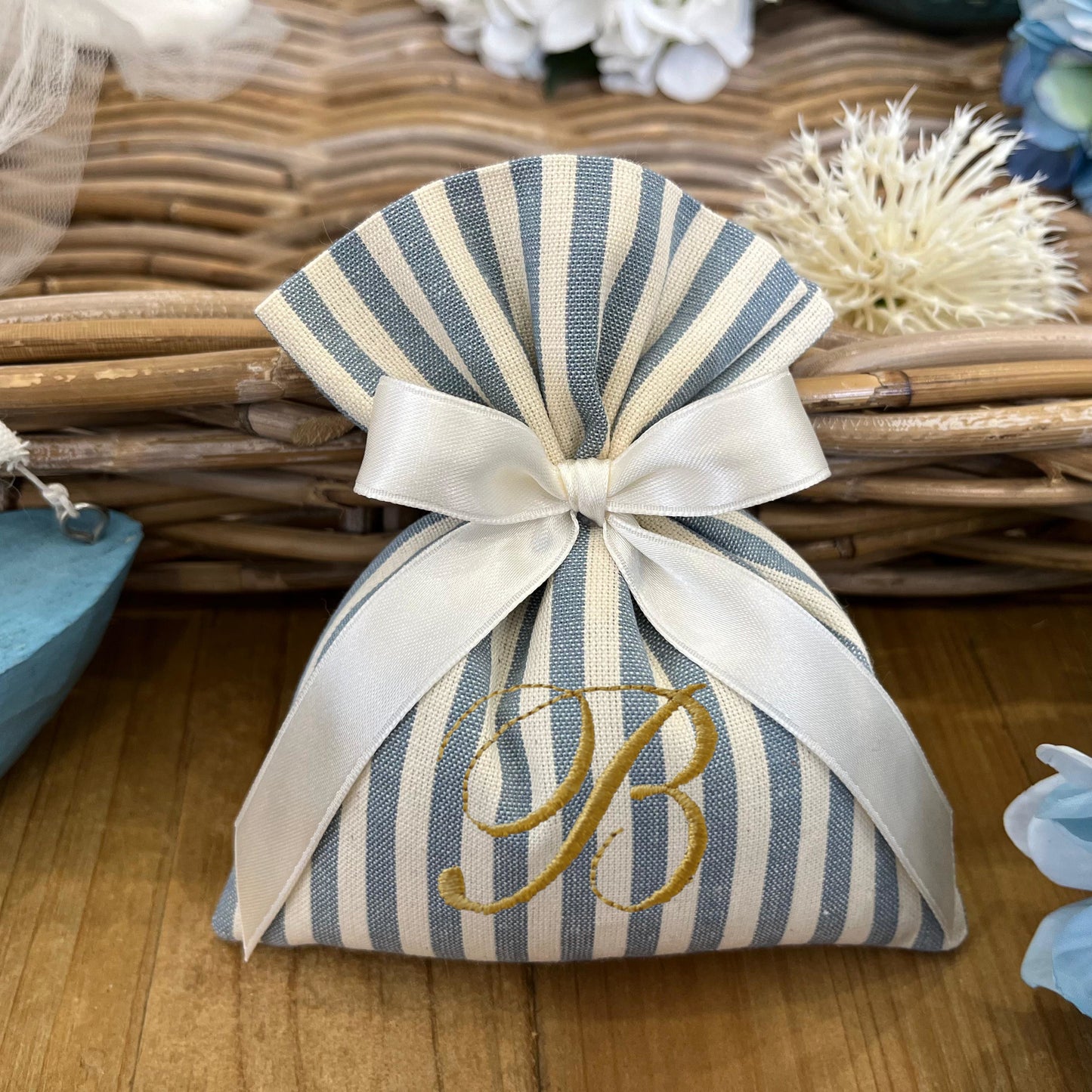 Sacchetto portaconfetti rigato avio personalizzato mod. medio collezione Country chic