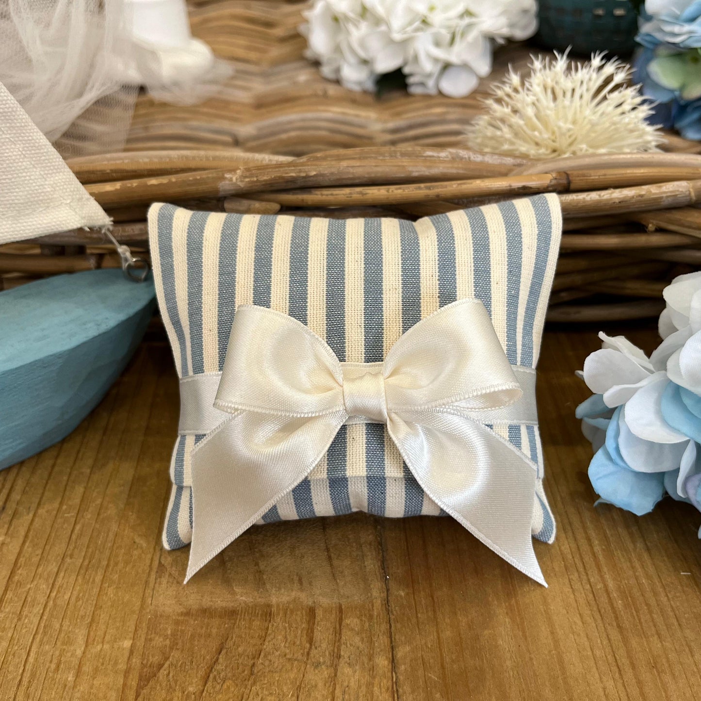 Bustina portaconfetti rigata avio mod. midi collezione country chic