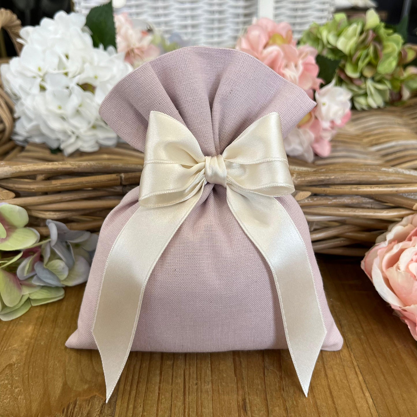 Sacchetto portaconfetti lilla mod. grande collezione country chic