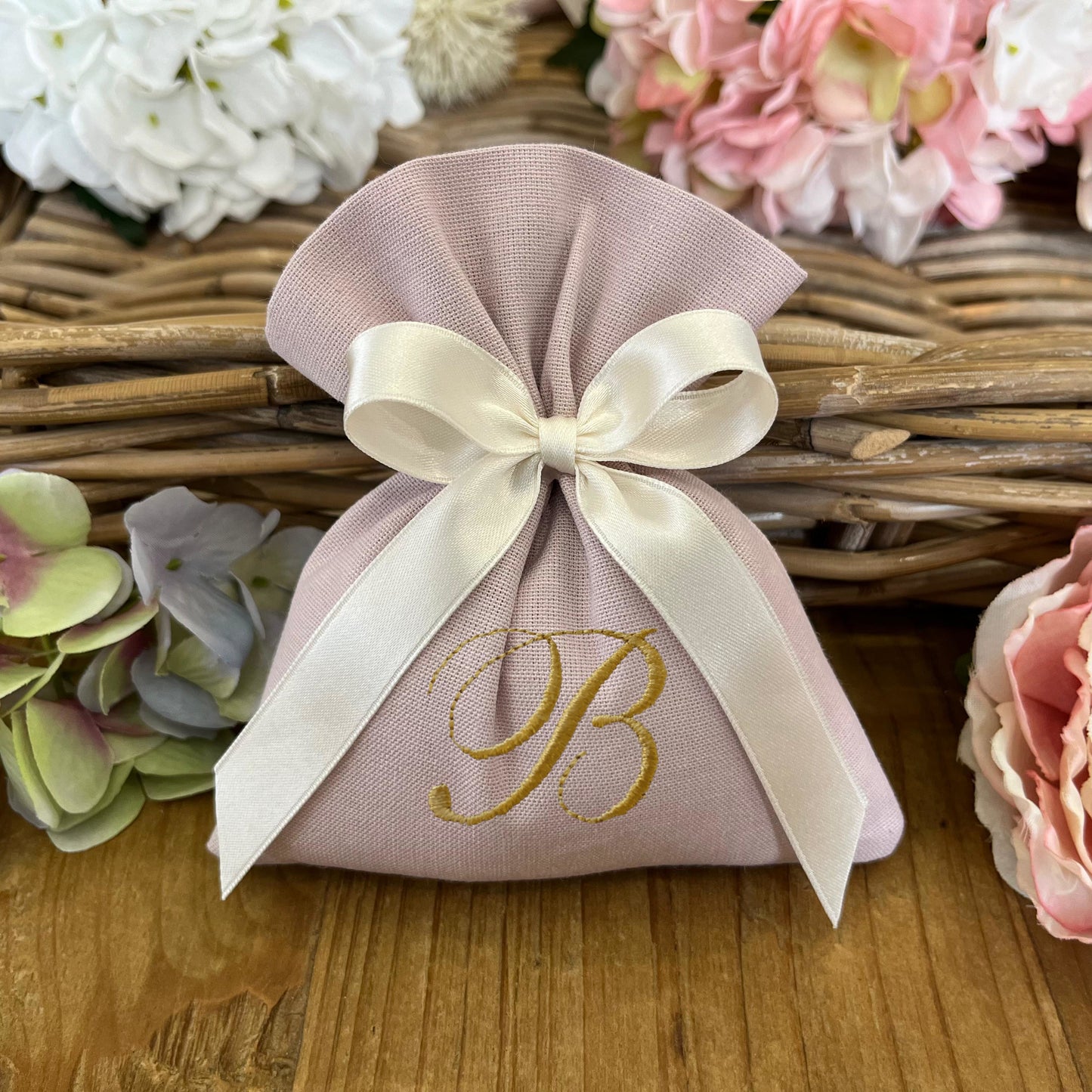 Sacchetto portaconfetti lilla personalizzato mod. medio collezione Country chic