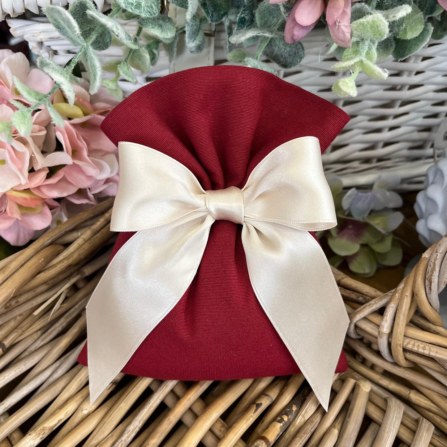 Sacchetto portaconfetti rosso granata mod. grande collezione palette