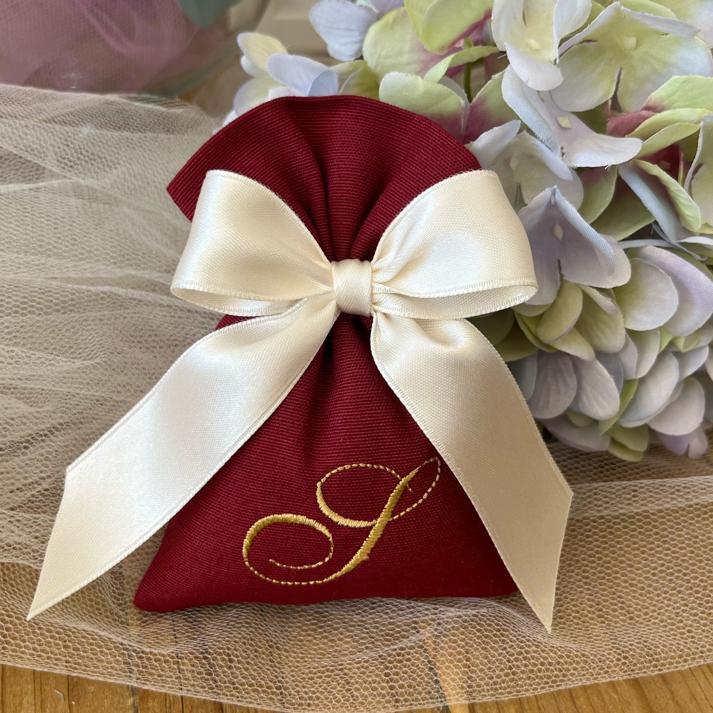 Sacchetto portaconfetti rosso granata personalizzato mod. piccolo collezione Palette
