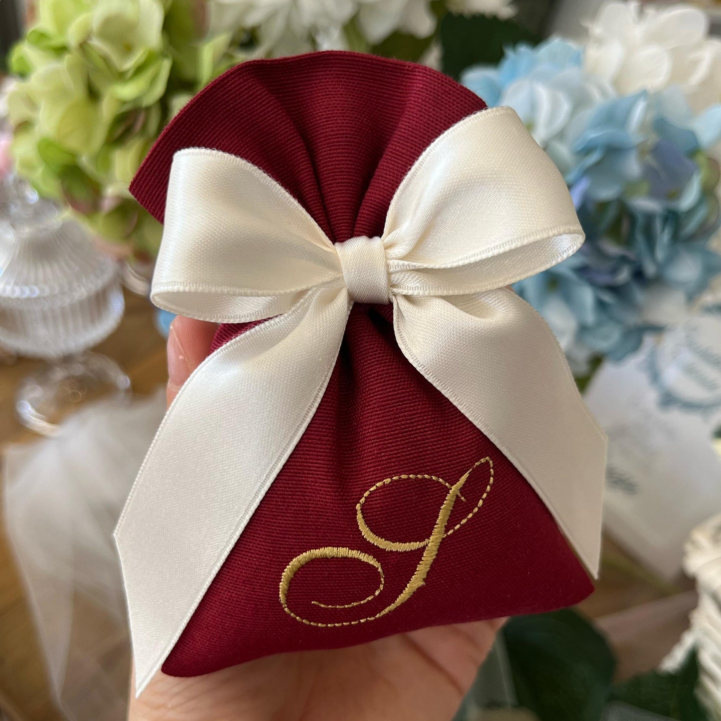 Sacchetto portaconfetti rosso granata personalizzato mod. piccolo collezione Palette