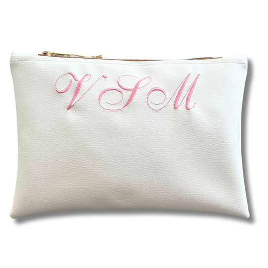 Pochette personalizzata con iniziali in similpelle bianca ric. rosa mod. plus