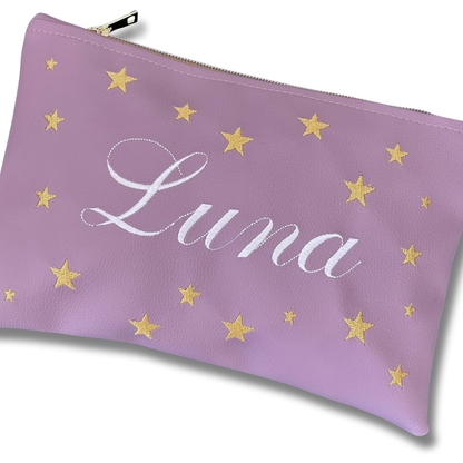 Pochette personalizzata con nome in similpelle lilla ric. bianco stelle oro mod. regular
