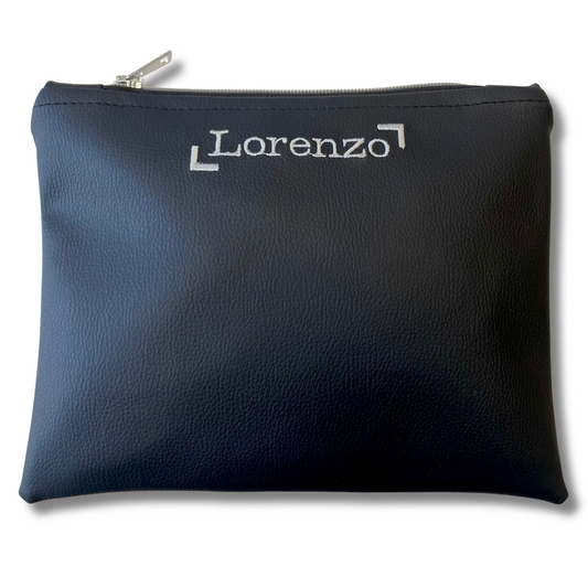 Pochette personalizzata con nome in similpelle nera mod. petite