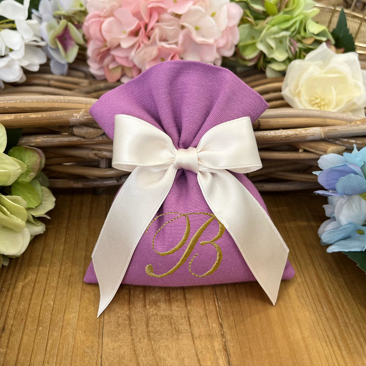 Sacchetto portaconfetti glicine personalizzato mod. medio collezione Palette