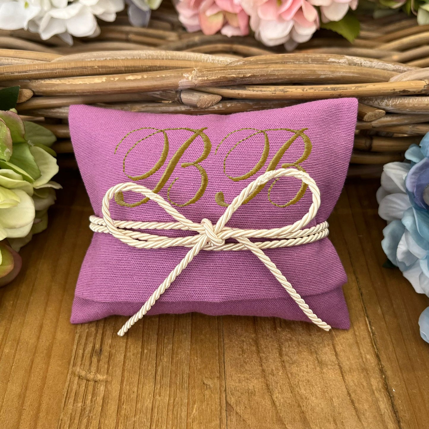 Bustina portaconfetti glicine personalizzata mod. midi collezione Palette