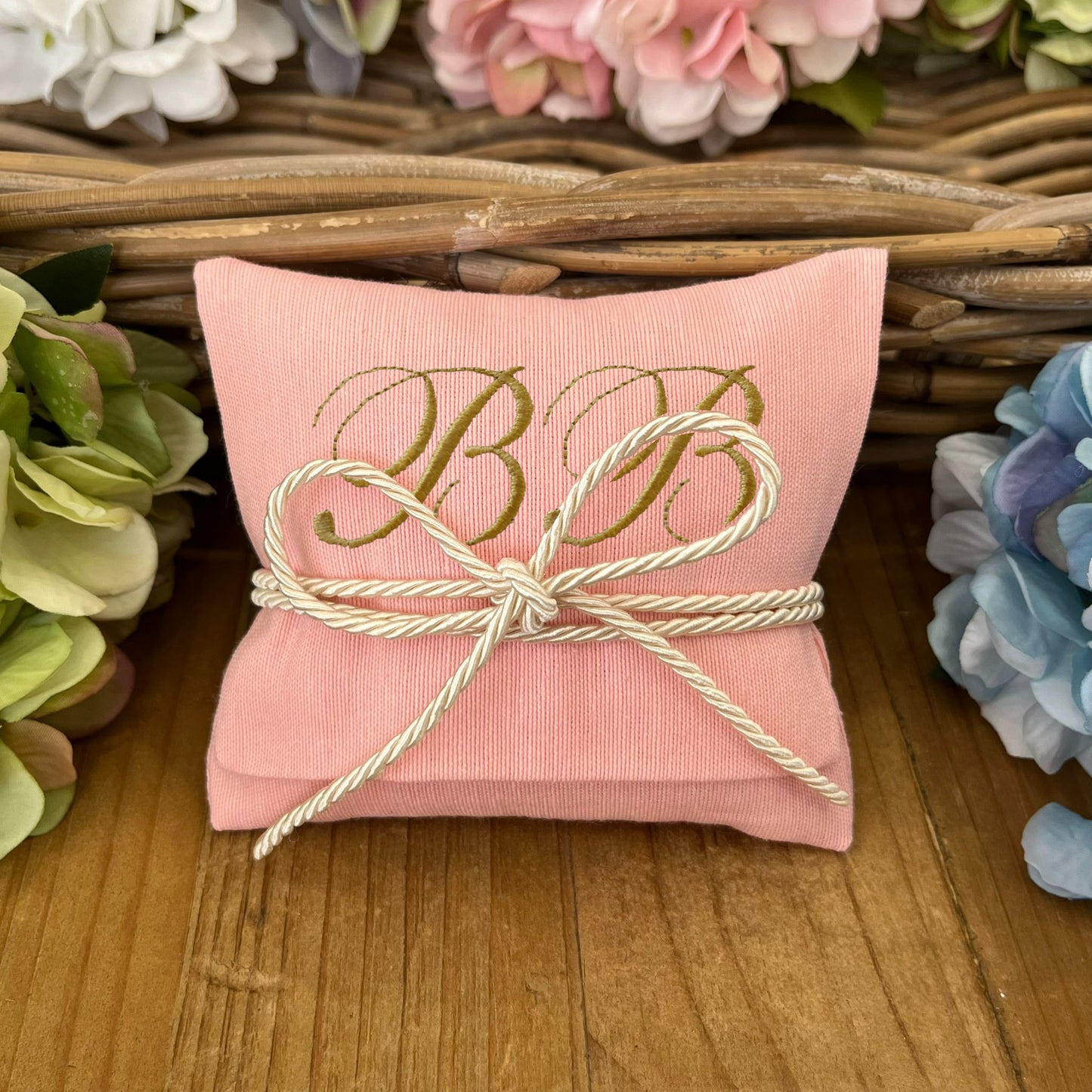 Bustina portaconfetti rosa peonia personalizzata mod. midi collezione Palette