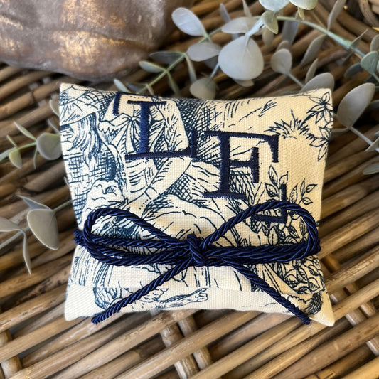 Bustina portaconfetti blu toile de jouy personalizzata mod. midi