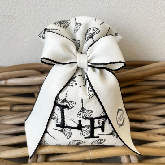 Sacchetto portaconfetti ginkgo bianco e nero personalizzato mod. piccolo